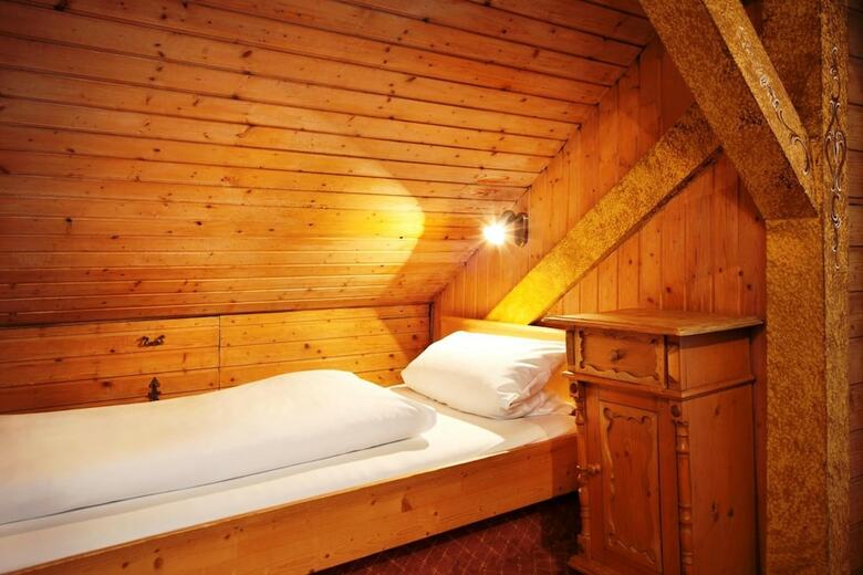 Hahn Hotel