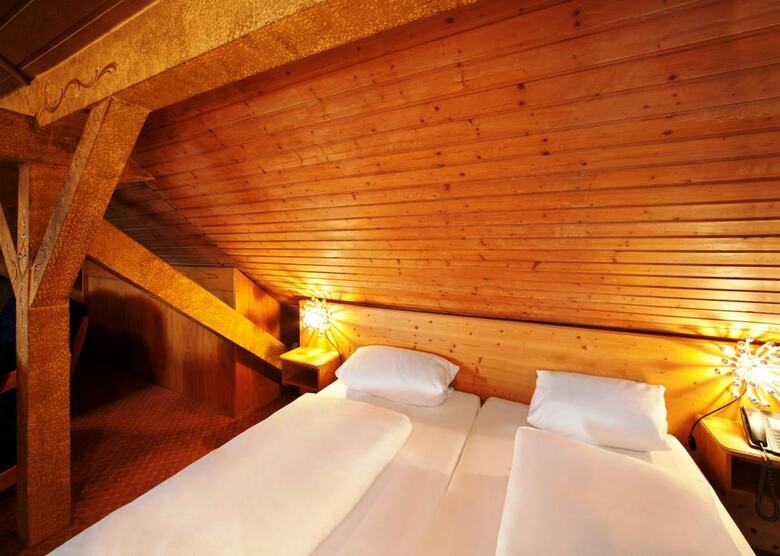 Hahn Hotel