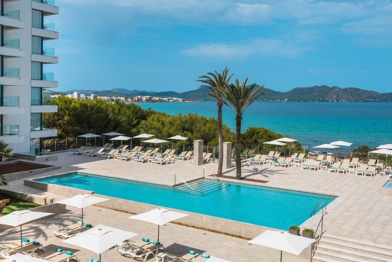 Hotel Iberostar Waves Cala Millor - S�lo Adultos