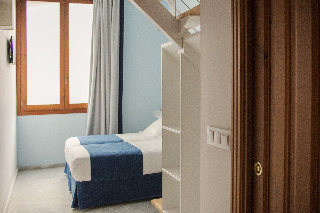 Hotel Adhoc Carmen