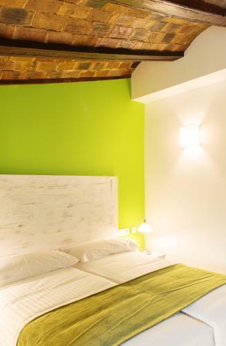 Hotel Adhoc Carmen