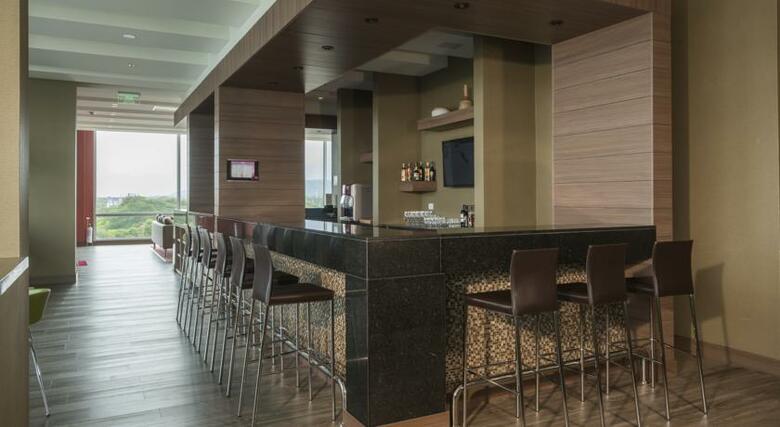 Hotel Hampton By Hilton Valledupar