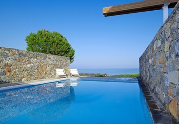 Hotel St Nicolas Bay
