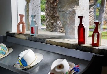 Hotel St Nicolas Bay
