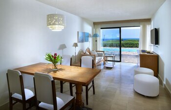 Hotel St Nicolas Bay