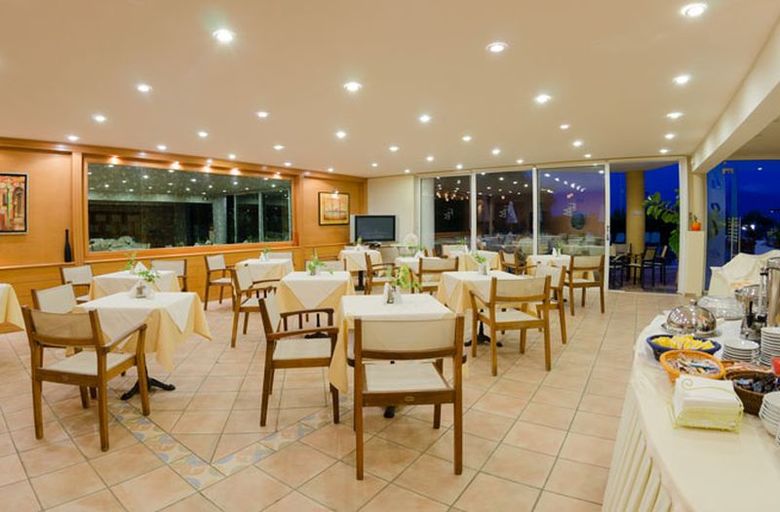Hotel Faedra Beach