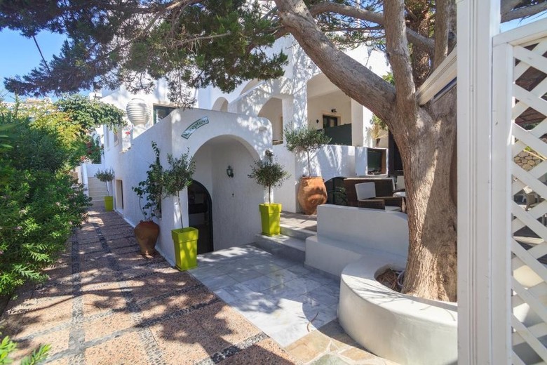 Hotel Sellada Beach