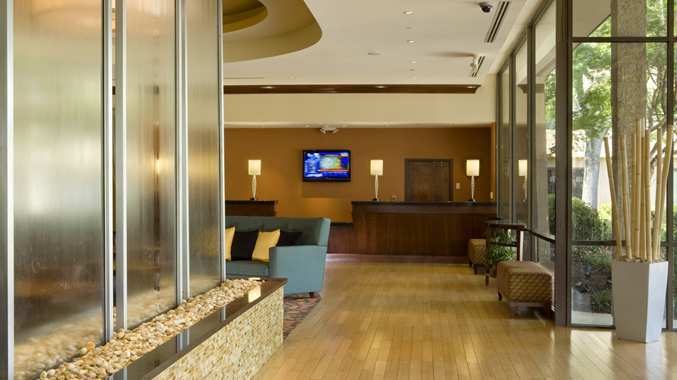 Hotel Doubletree By Hilton Atlanta Northeast/northlake