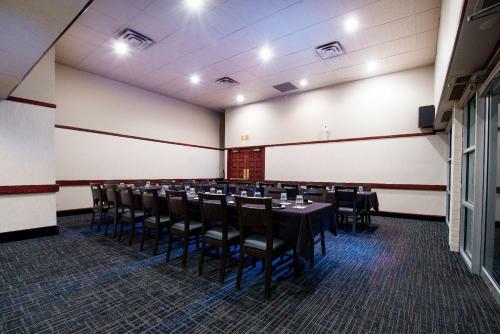 Victoria Inn Hotel And Convention Center Thunder Bay
