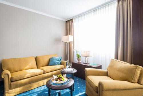 Seta Hotel