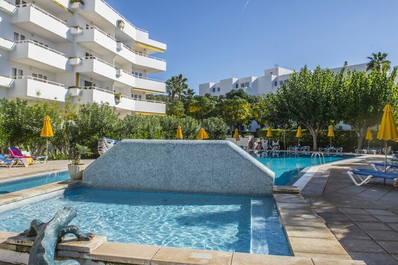 Apartamentos Hamilton Court