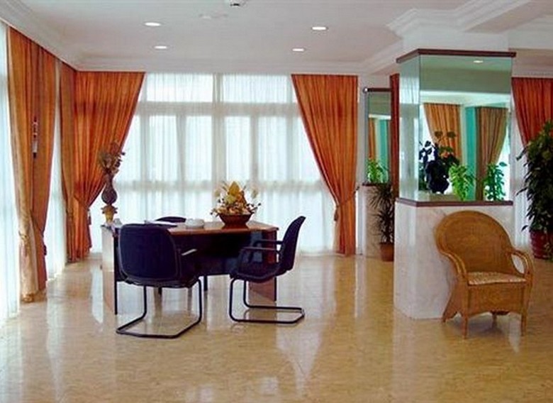 Aparthotel Africamar