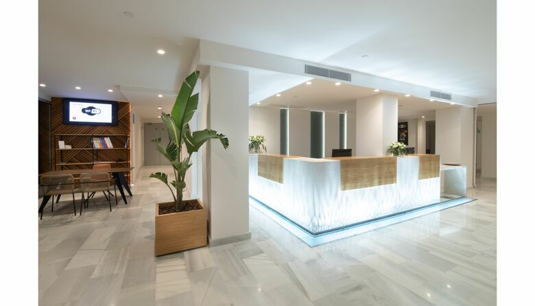 Js Yate Hotel