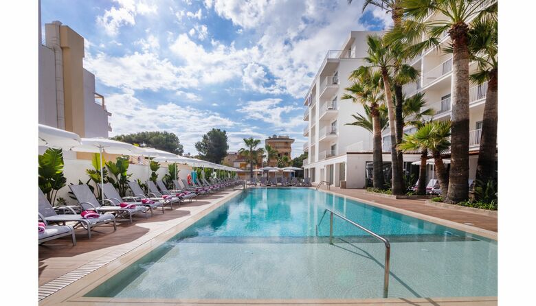 Js Yate Hotel
