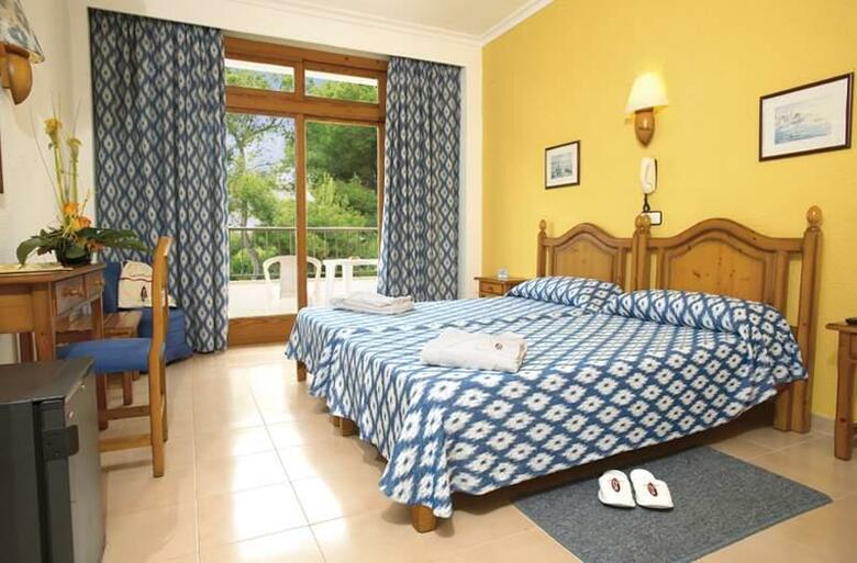 Js Yate Hotel