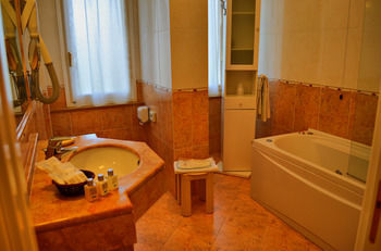 Hotel La Riserva Di Castel D'appio