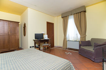 Terra Umbra Hotel