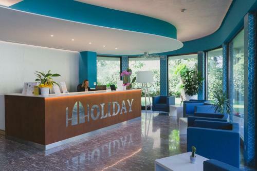 Hotel Holiday