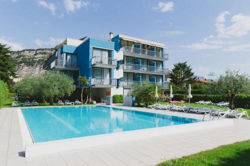 Hotel Holiday