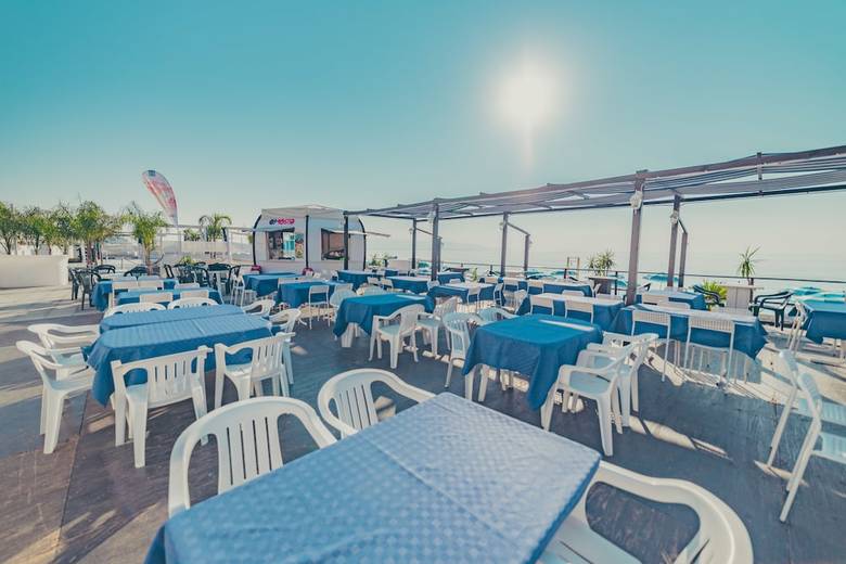 Hotel La Piramide