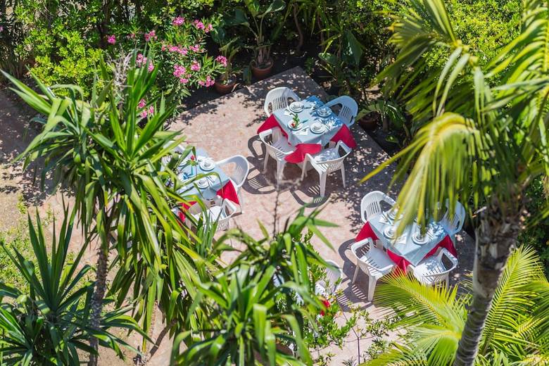 Hotel La Piramide
