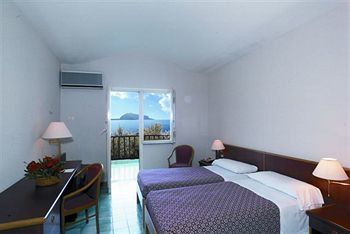 Torre Normanna Hotel