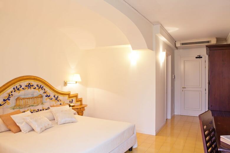 Hotel Torre Bennistra
