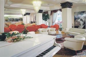 Hotel Palace