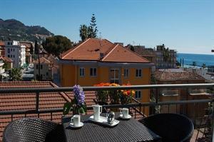 Hotel La Marina