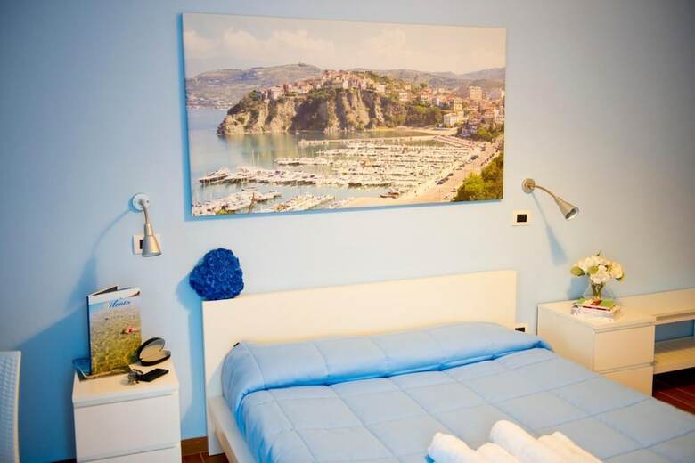 Hostal I Delfini