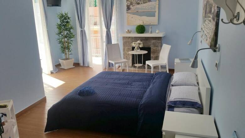 Hostal I Delfini