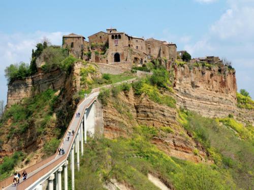 Apartamento Spacious Farmhouse In Bagnoregio With Swimming Pool