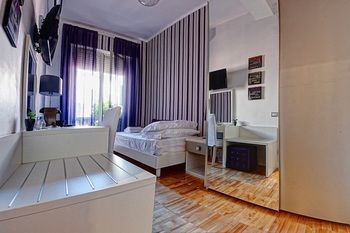 Hostal Pellicano Guest House