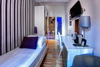Hostal Pellicano Guest House
