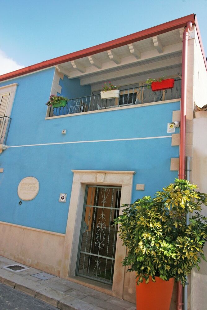 Carmenangel Bed And Breakfast