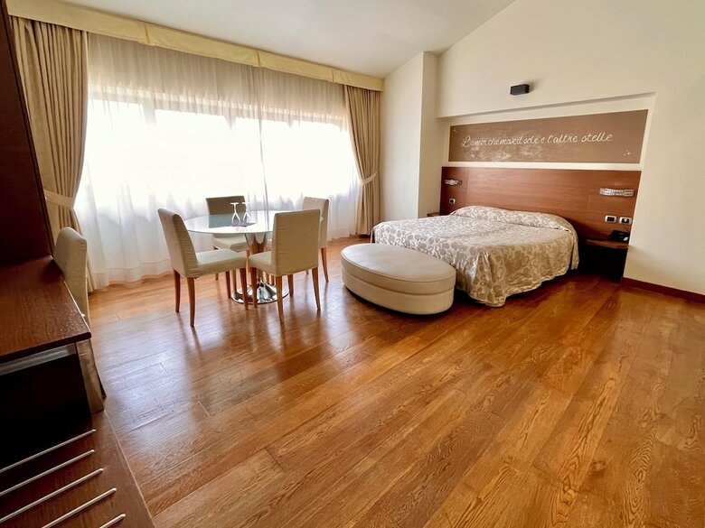 Hotel Lovere Resort & Spa