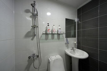 Ekonomy Hotel Incheon