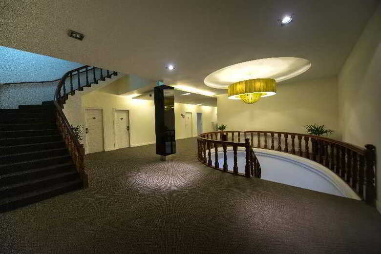 Asia Tune Hotel