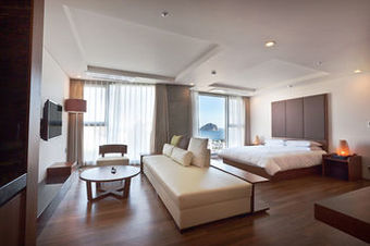 Hotel The Island Blue
