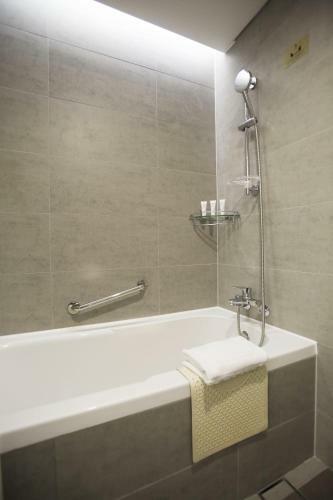 Best Western Premier Seoul Garden Hotel