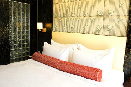 Jinling Danyang Hotel