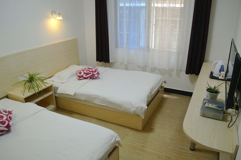 Buddy's Hostel