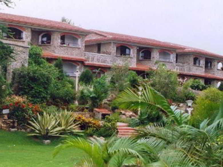 Hotel Cama Rajputana Club Resort