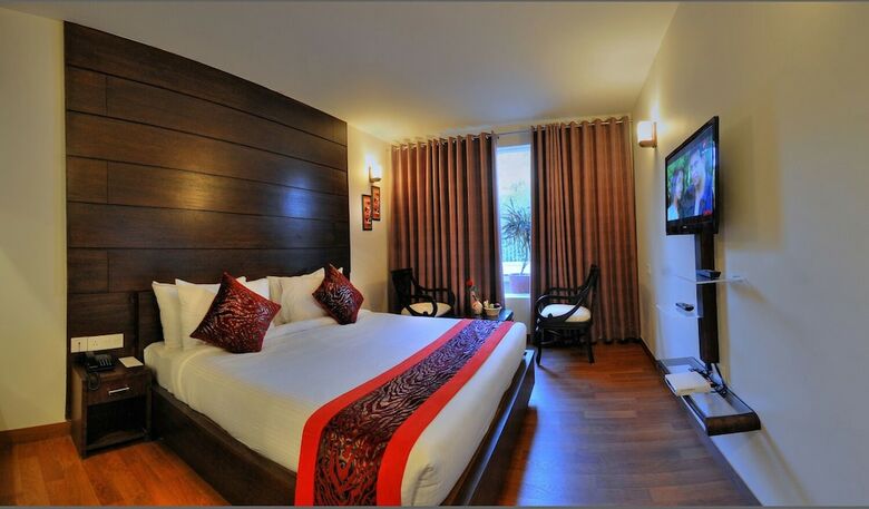 Hotel Atulyaa Taj