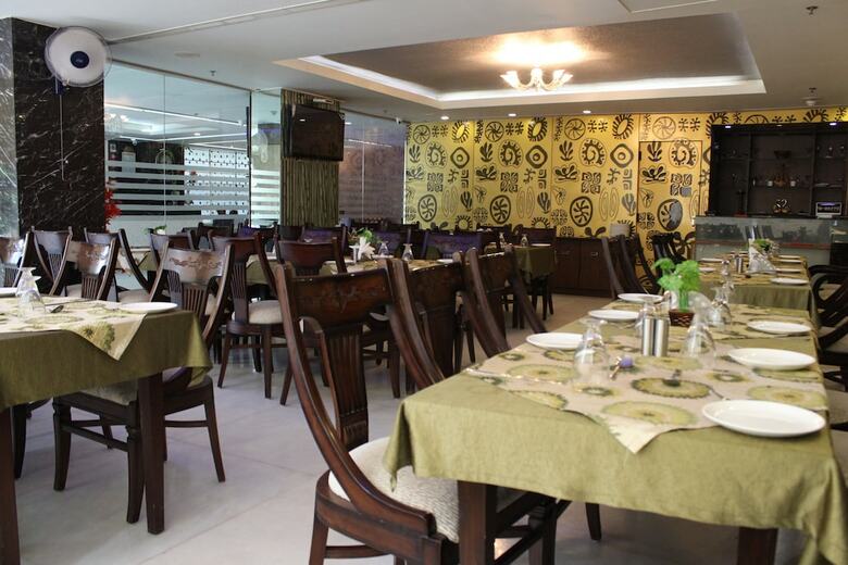 Hotel Atulyaa Taj