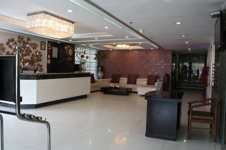 Hotel Atulyaa Taj