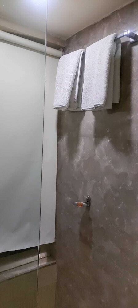 Hotel Atulyaa Taj
