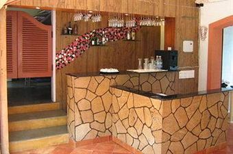 Hotel Renzo's Inn