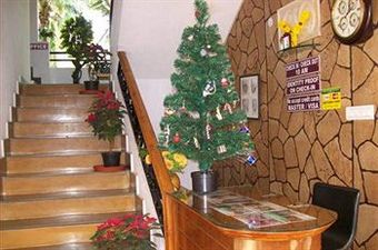 Hotel Renzo's Inn