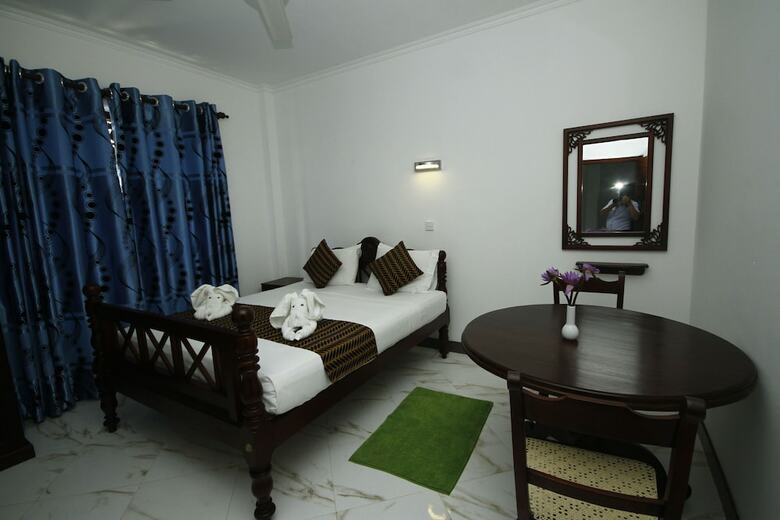 Hostal Hotel Italia